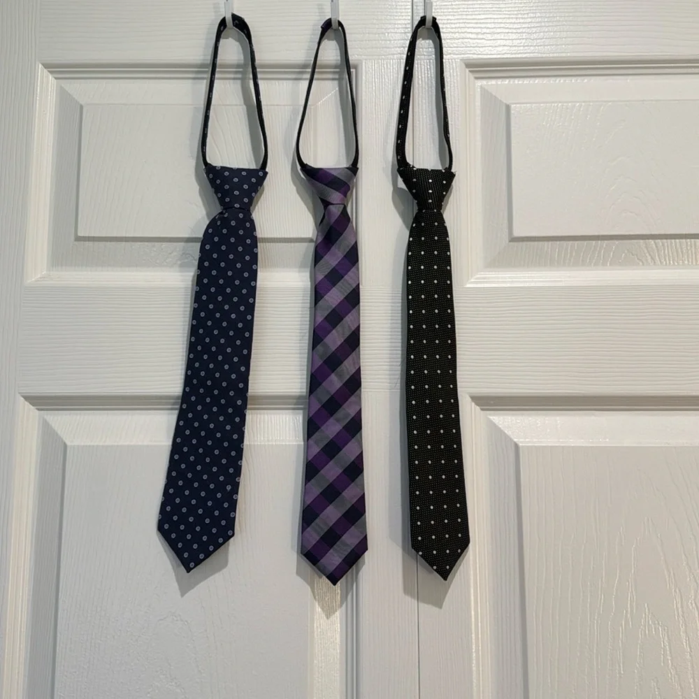 Nordstrom kds zip up neck ties. Quantity of three.